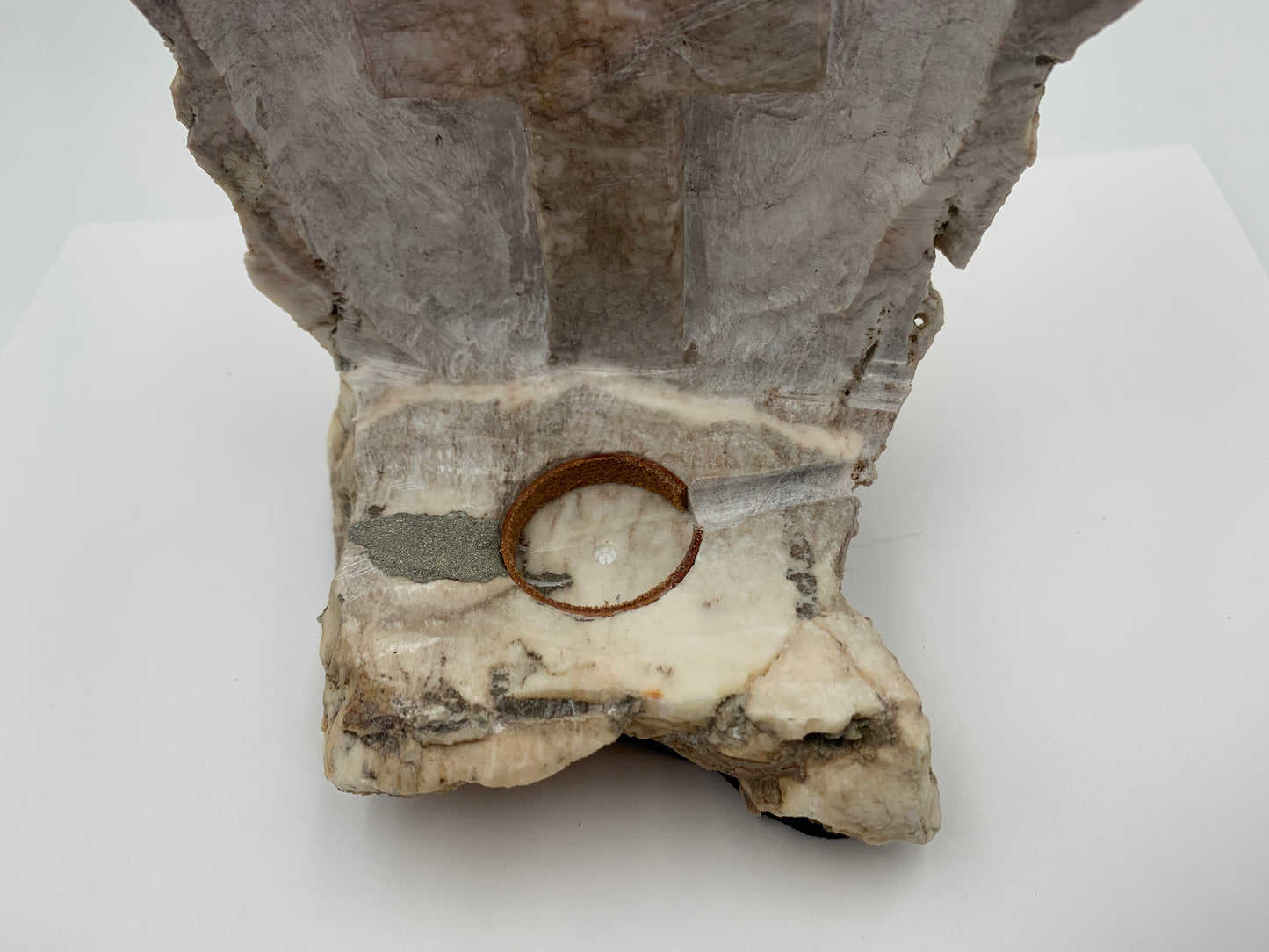 Native American Apple WATCH Charging Stone Cross (JT41)