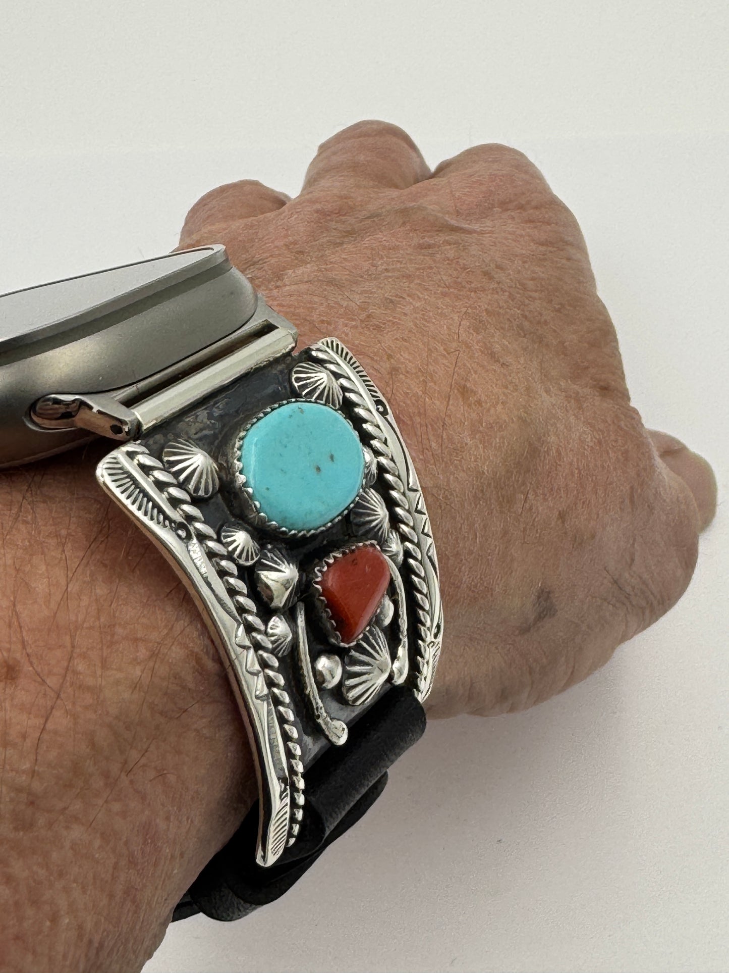 Jeanette Dale 42/44/45/46/49mm Sterling Silver Twisted Wire Turquoise and Coral Ultra #136
