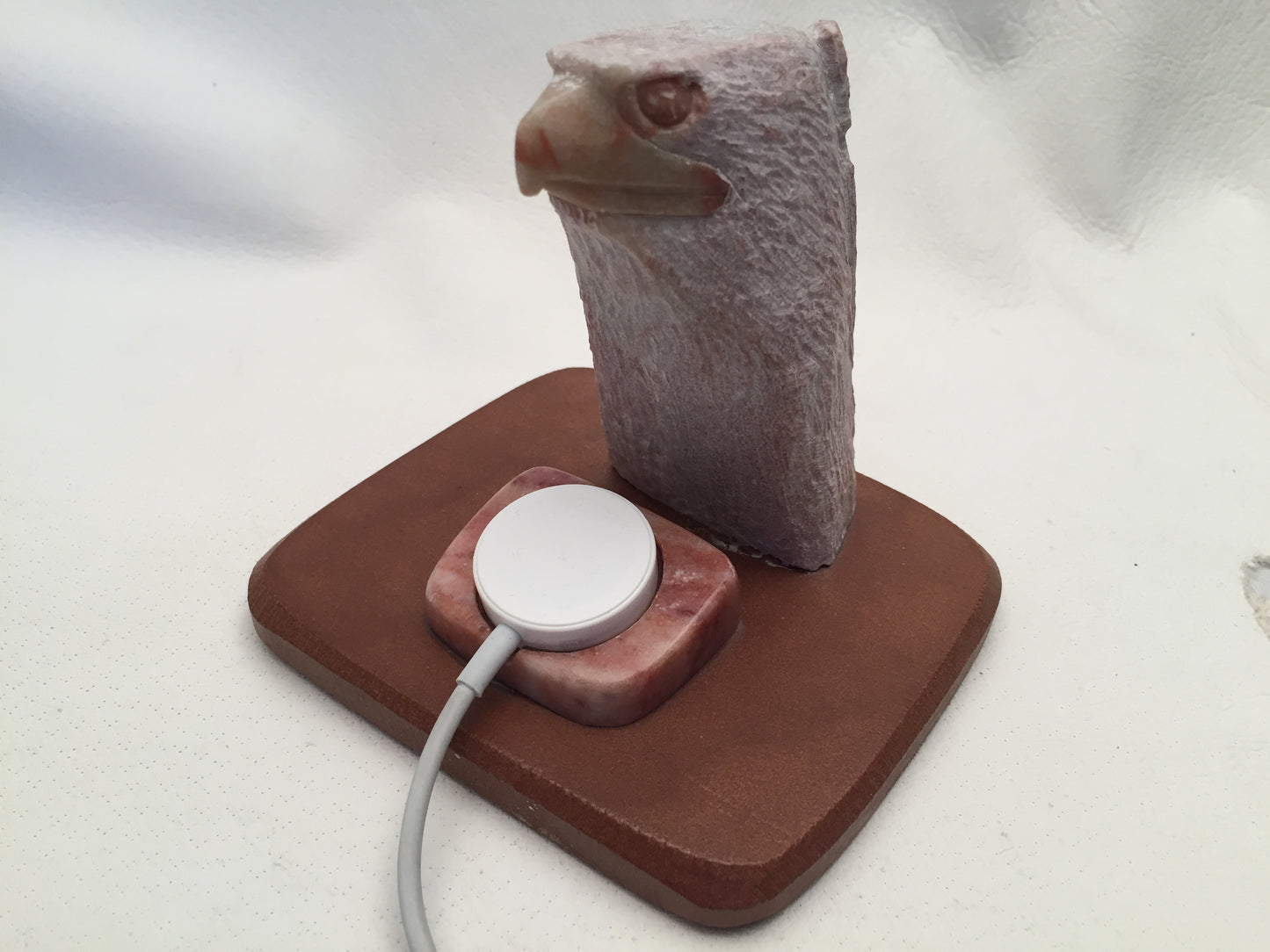 Native American Apple WATCH Eagle Head Charging Stand (Profile)