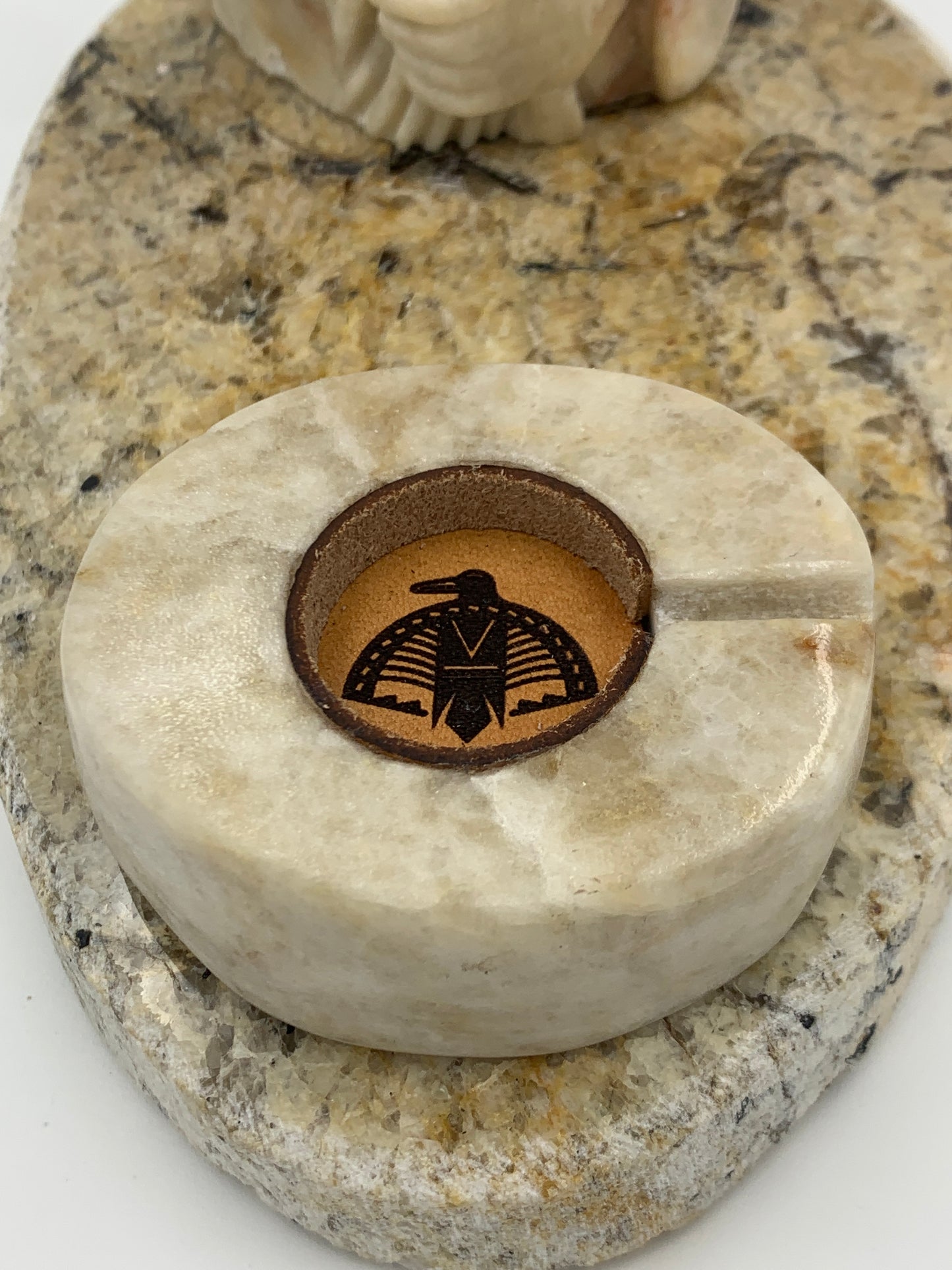 Native American Apple WATCH and iPhone Charging Station (JT35 Wolves Skin)